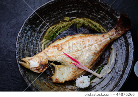 Baked dried flatfish 44876266