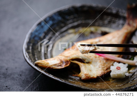 烤乾比目魚 44876271