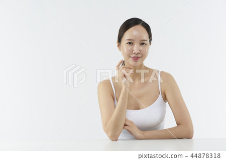 beauty beauty 44878318