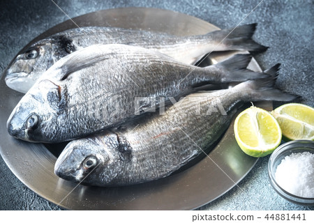 Sea bream (dorada) fish Sea bream (dorada) fish 44881441