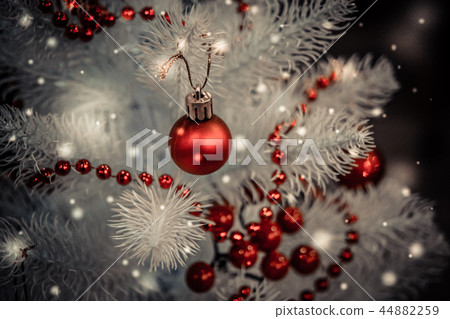 Christmas tree toys decorations and snow-covered Christmas tree Christmas tree toys decorations and snow-covered Christmas tree 44882259