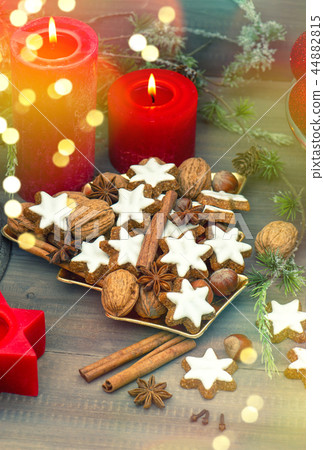 Christmas decoration cinnamon cookies nuts 44882815