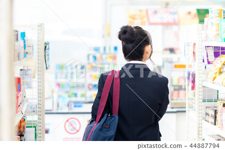便利店(高中女生) 便利店(高中女生) 44887794