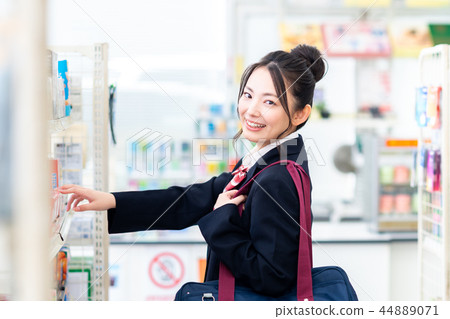 便利店(高中女生) 便利店(高中女生) 44889071