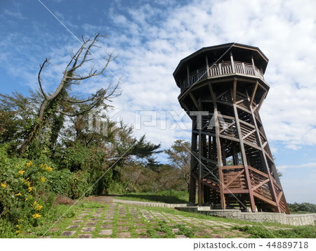 Yabitsu Pass/Nanohanadai Observatory (Hadano City, Kanagawa Prefecture, Tanzawa Daisen National Monument) 44889718