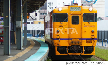 Isaribi Railway新油漆Kiha 40 44890552