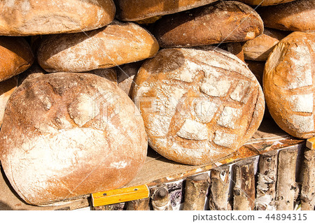 Traditional polish bread 44894315