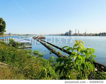 Daugava River and Port of Riga (Latvia) from Kipsara Island 44899430