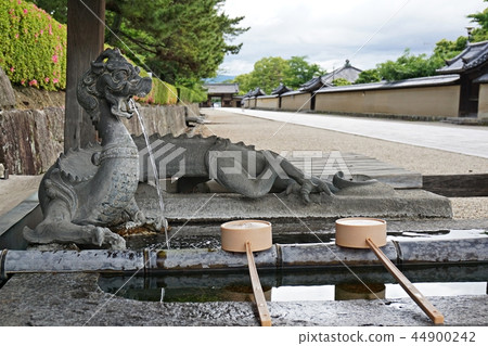 法隆寺的方法和手水 44900242
