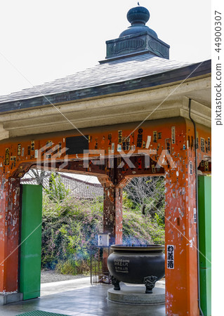 [山梨縣]重要文化財產，開善寺寺，德加山地知院善寺寺善寺爐 44900307