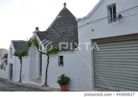 意大利阿爾貝羅貝洛景觀 44900627