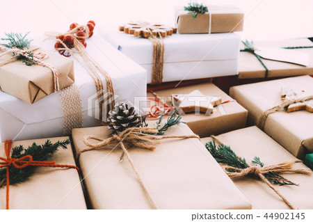 Rustic christmas present Rustic christmas present 44902145