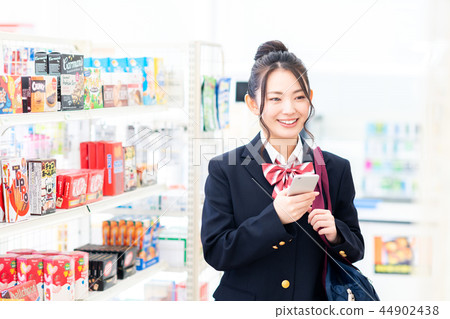 便利店(高中女生) 便利店(高中女生) 44902438