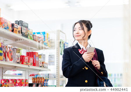 便利店(高中女生) 便利店(高中女生) 44902441