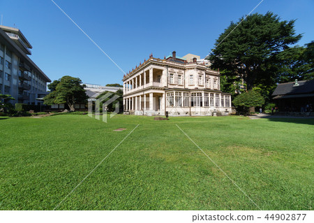 Former Iwasaki mansion garden 44902877