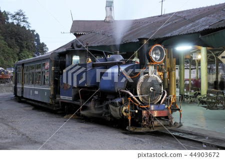 大吉嶺喜馬拉雅鐵路 44903672