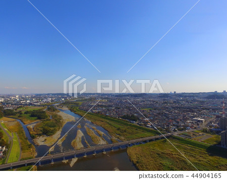 "The downstream direction of the Tama River" taken from the sky with a drone (5-chome, Tachikawa-shi, Tokyo) 44904165