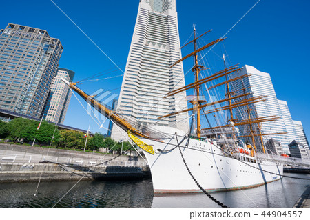 Yokohama Nihon Maru and Landmark Tower Yokohama Nihon Maru and Landmark Tower 44904557
