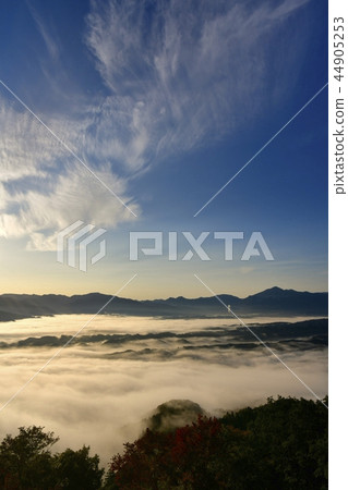 Clouds in the morning mist over the Chichibu Basin and clouds in Mt. Clouds in the morning mist over the Chichibu Basin and clouds in Mt. 44905253
