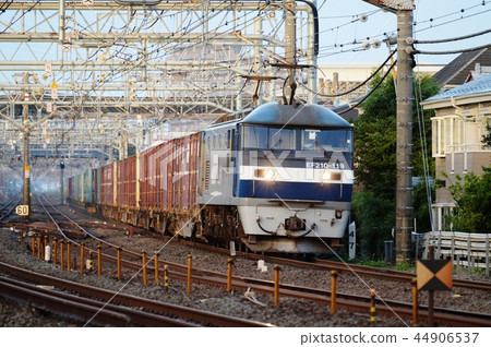 Eastward EF 210 44906537