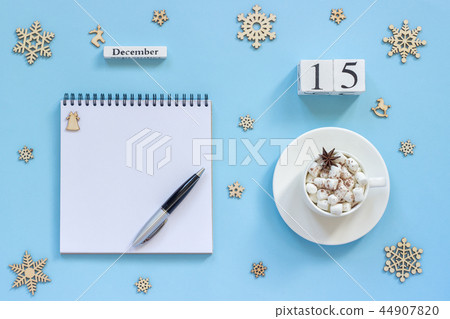 December 15 cup cocoa marshmallow, empty notepad December 15 cup cocoa marshmallow, empty notepad 44907820