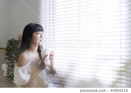 Beautiful time alone Beautiful time alone 44908328