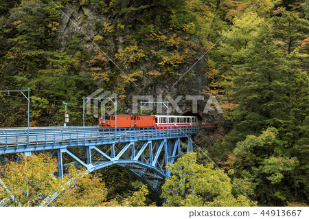 Kurobe Canyon Torokko Railway 44913667