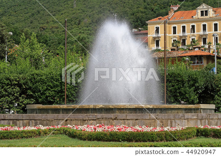 Opatija Fountain 44920947