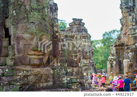 柬埔寨破壞了巴戎世界遺產 44922917