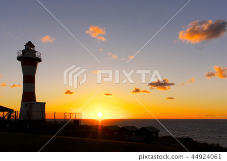 Hatsuyamabei Konpirai燈塔和日落 44924061