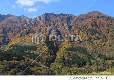 從上野原看到的秋山町Utorihara山 從上野原看到的秋山町Utorihara山 44929120