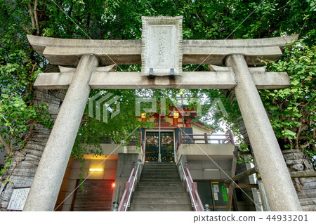 Birth Hachiman Shrine in Shinagawa Ward, Tokyo 44933201