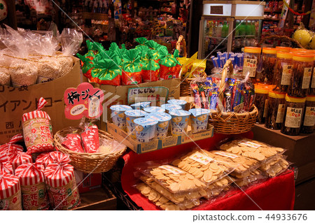 夫妻糖果店 夫妻糖果店 44933676