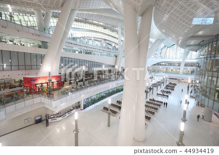 the West Kowloon Railway Station at hk 44934419