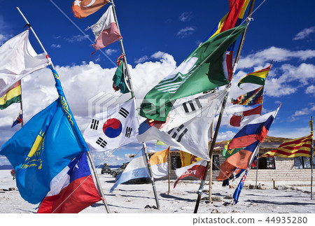 在烏尤尼標誌 在烏尤尼標誌 44935280