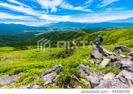 《長野縣》熊山高原和山頂的景色 44936599
