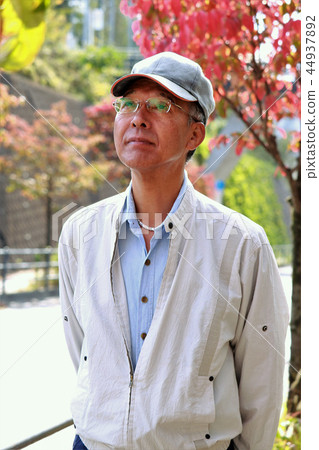 Positive senior man Positive senior man 44937892