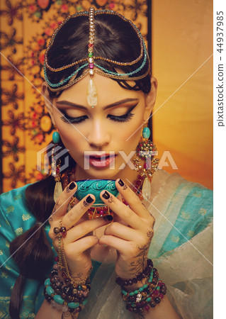 beautiful arabic style bride in ethnic clothes 44937985