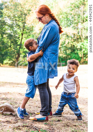 International family mother and two kids 44942991