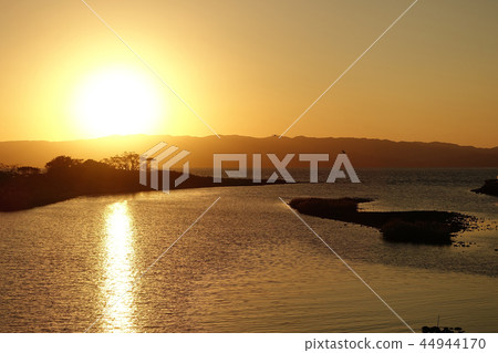 Beautiful Omura Bay (viewing Omura Bay from the mouth of Korikawa) 44944170