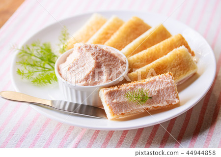 Garlic cream spread Garlic cream spread 44944858