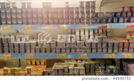 View of shelves with blurry products 44948732