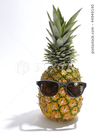 菠蘿你。 44949140