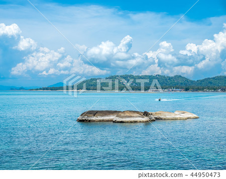 Rocky beach, seascape view, Samui island, Thailand 44950473