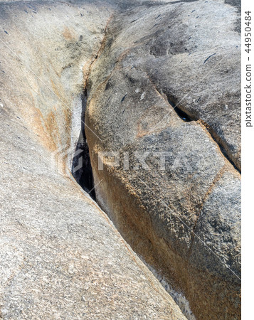 Grandma rock at Samui island, Thailand Grandma rock at Samui island, Thailand 44950484