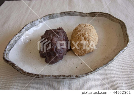 Kinako和茄子飯糰 Kinako和茄子飯糰 44952561