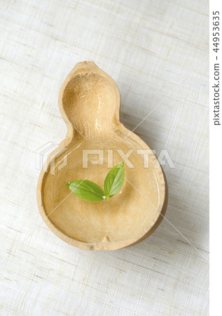 overpriced overpriced 44953635