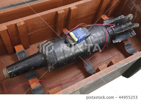 IED (improvised explosive device) IED (improvised explosive device) 44955253