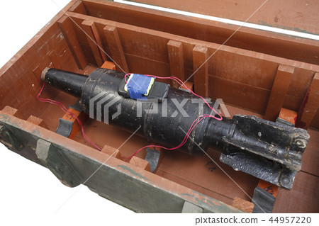 IED improvised explosive device 44957220