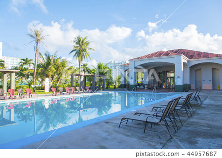 Poolside Poolside 44957687
